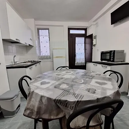 Belvedere Πανσιόν 3*